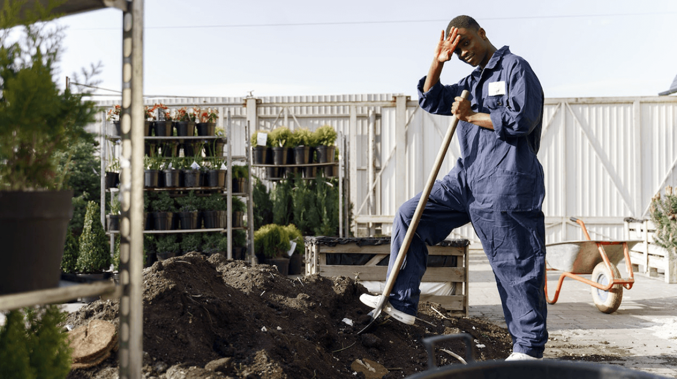 Construction worker-pexels-gustavo-fring